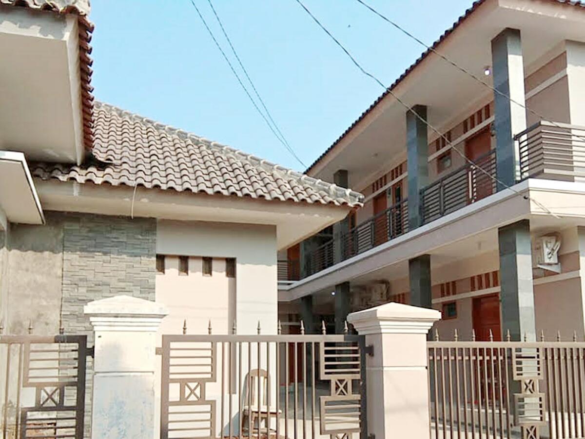 Wisma Andali Syariah Near Rsud Cideres Majalengka Luaran gambar