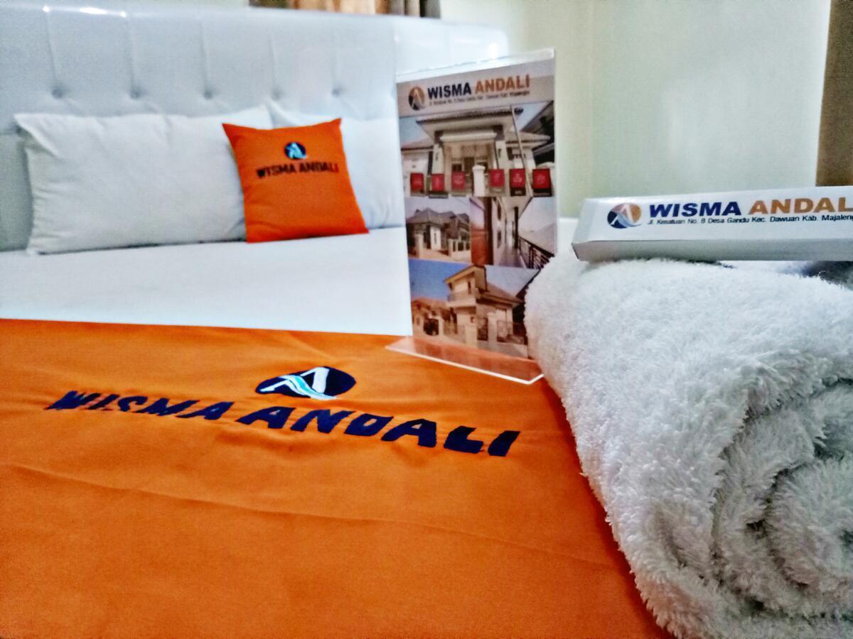 Wisma Andali Syariah Near Rsud Cideres Majalengka Luaran gambar