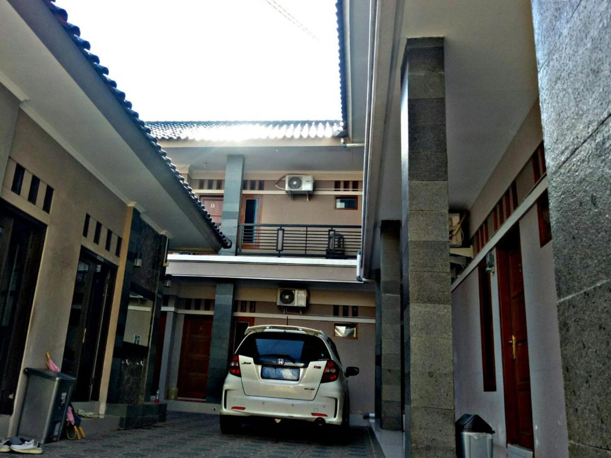 Wisma Andali Syariah Near Rsud Cideres Majalengka Luaran gambar