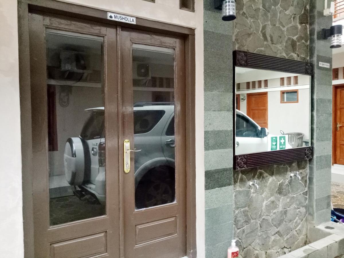 Wisma Andali Syariah Near Rsud Cideres Majalengka Luaran gambar