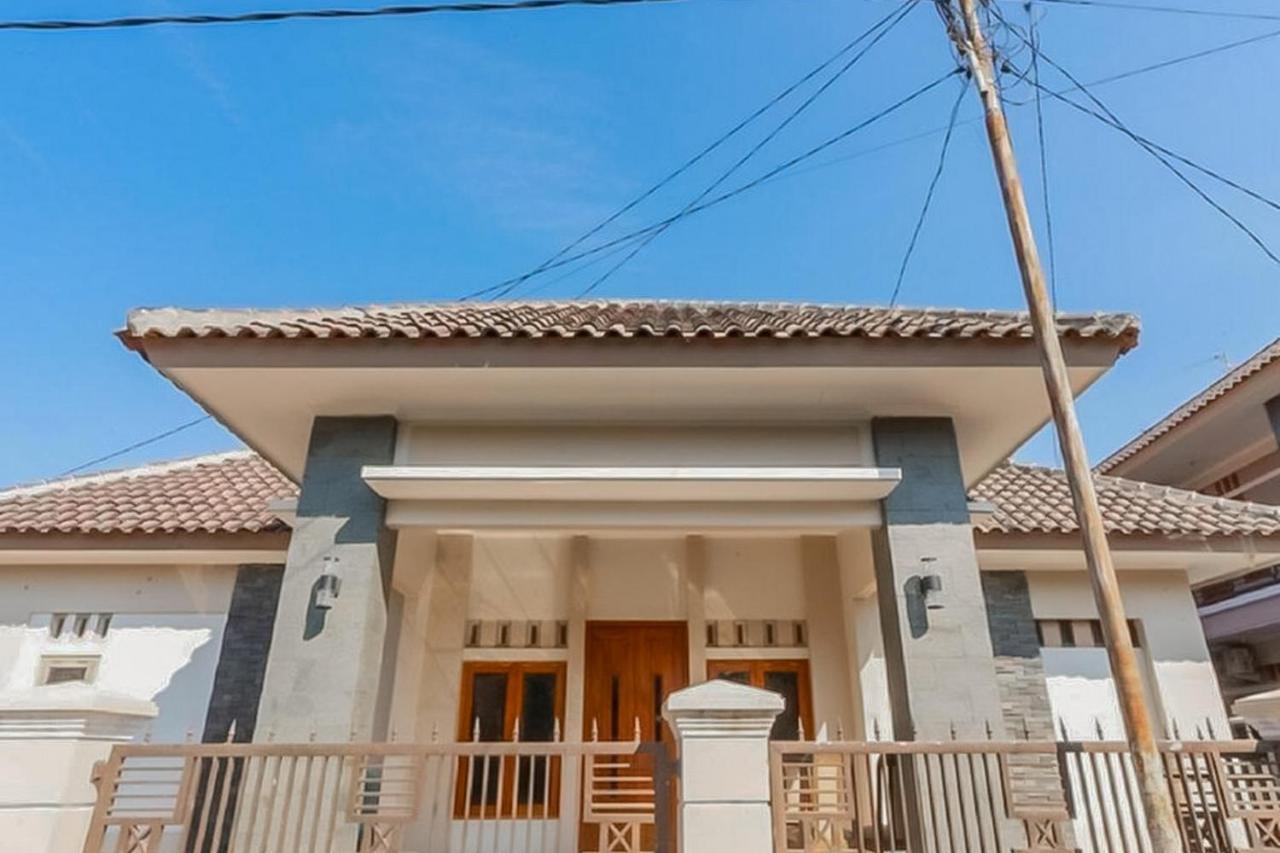 Wisma Andali Syariah Near Rsud Cideres Majalengka Luaran gambar